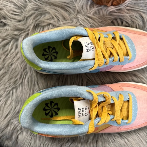 Nike sun club pastel sneakers - Picture 2 of 8